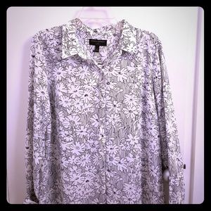 White and black long sleeve blouse